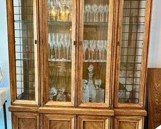 MCM American of Martinsville China Cabinet