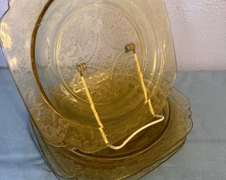 Amber  depression plates