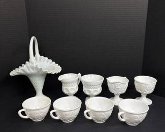 122 vintagemilkglasstablewareset