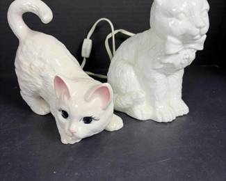 196 schmidceramiccattablelampfigurinei