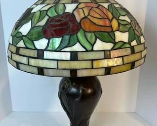 188 tiffanystylestainedglasslooktablel