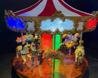 199 mrchristmasgoldlabelshimmercarousel