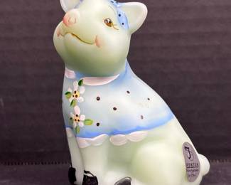 142 fentonhandpaintedglasspigfigurines