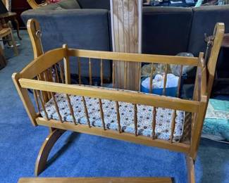 386 woodenrockingbabycradlewithbedding