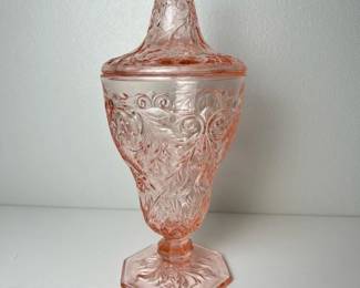 178 pinkdepressionglasscoveredcandydish