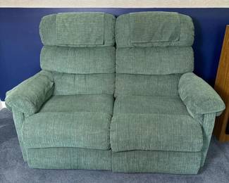 375 greenlazboydoublerecliningloveseat