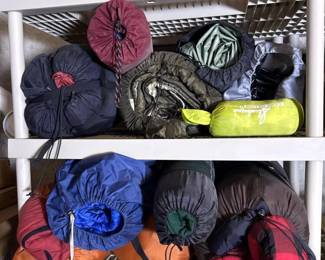 102 largelotofsleepingbags