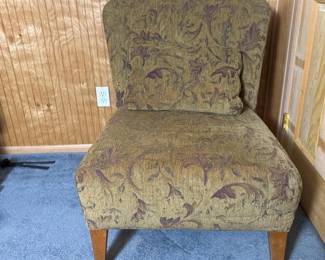 371 upholsteredarmlessaccentchairwithfl