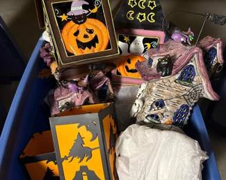 092 mysterylotofhalloweendecor