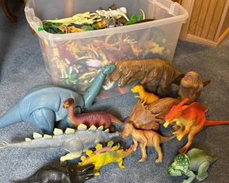 058 largelotofassortedtoydinosauranima