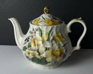 161 windsorenglandporcelainteapotfloral