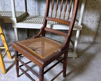 099 eastlakestylewoodensidechair