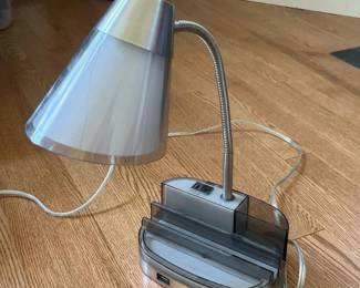 140 arcadiagooseneckdesklampworganizer