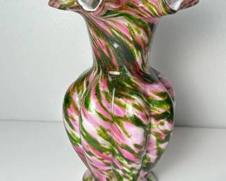 025 handblownartglassvaseruffledpinkg
