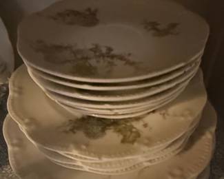 Vintage Haviland Limoges Porcelain Plates with Floral Motif