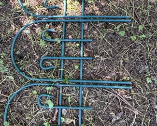 Green Metal Folding Garden Border Fence