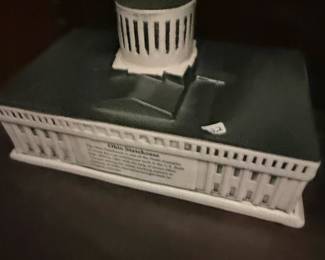 Ohio Statehouse Souvenir Replica