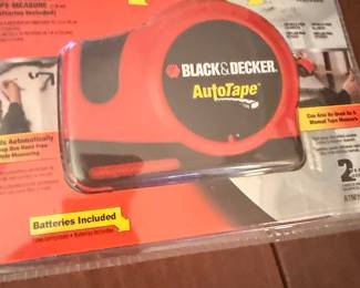 Black & Decker ATM100 AutoTape Power Tape Measure