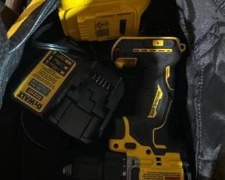 DEWALT ATOMIC 20-Volt Lithium-Ion Cordless Compact 1/2 in. Drill/Driver