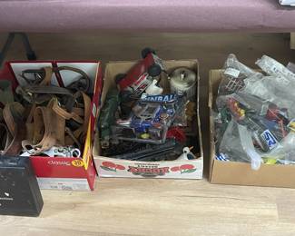 Toys, Bridles, 