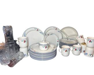 LENOX Chinastone Poppies on Blue Dishes Set Japan
