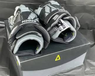 Epoch Integra Lacrosse Gloves  13 Adult Large  Premium Protective Gear