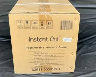 Instant Pot Programmable Pressure Cooker  Brand New In Box  Factory Sealed MultiCooker