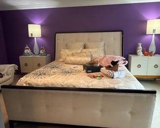 King Size Mattress, Bernhardt Style King Size Bed Frame
