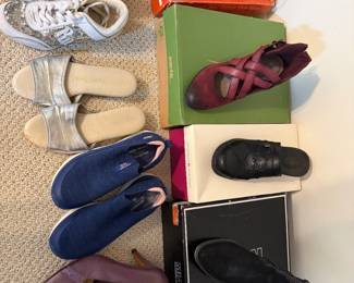 Women's Shoes