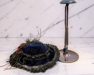 ANTIQUE HAT STAND & HAT 