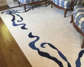 AREA RUGS 