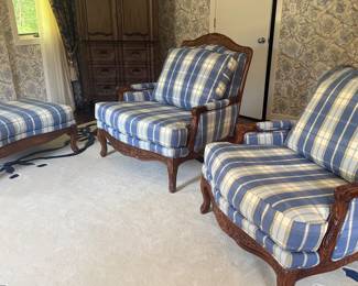 ACCENT PIECES 