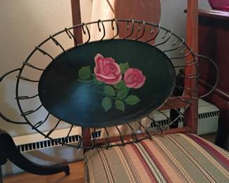 Tole trays