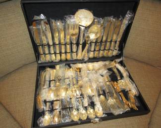 Gold plated flatware set