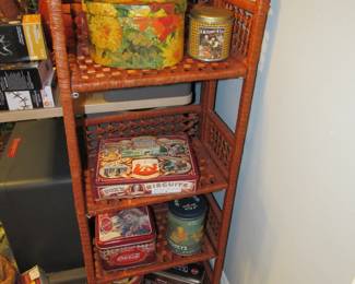 Wicker shelf