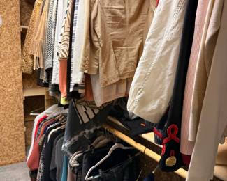 Women's Assorted Clothing Lot
