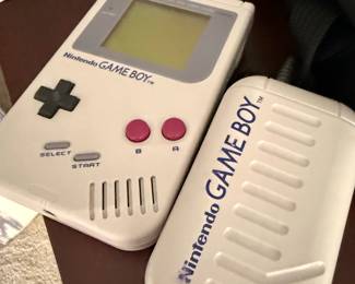Nintendo Game Boy DMG-01 with Battery Pack and Games