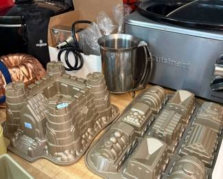 Copper molds and small appliances