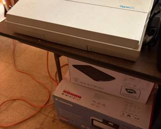 Printer and office electronics