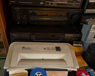 Stereo receiver and turntable