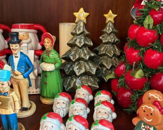 Christmas caroler figurines