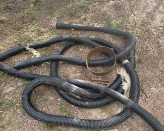 Flexible corrugated drainage pipe