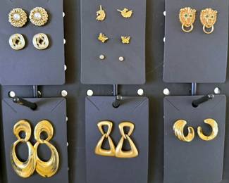 Jewelry: Bakelite, Sterling Silver, Brighton, Vintage Costume & Sets