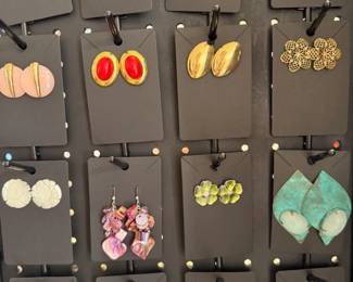 Jewelry: Bakelite, Sterling Silver, Brighton, Vintage Costume & Sets