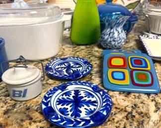 Colorful kitchen decor