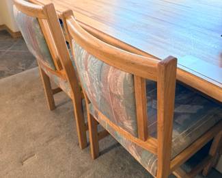 90s solid oak dining room table and 8 upholstered chairs