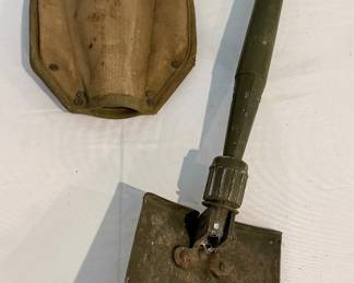 WWII TRENCH SHOVEL