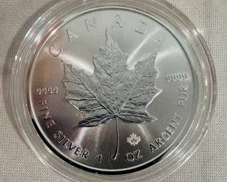 CANADIAN MAPLE LEAF 1 oz. SILVER COIN
