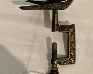 ANTIQUE SEWING MACHINE CLIP