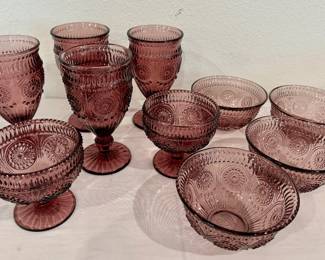 PIONEER WOMAN GLASSWARE